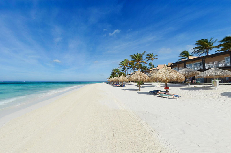 Discover Aurab's White Sand Beaches