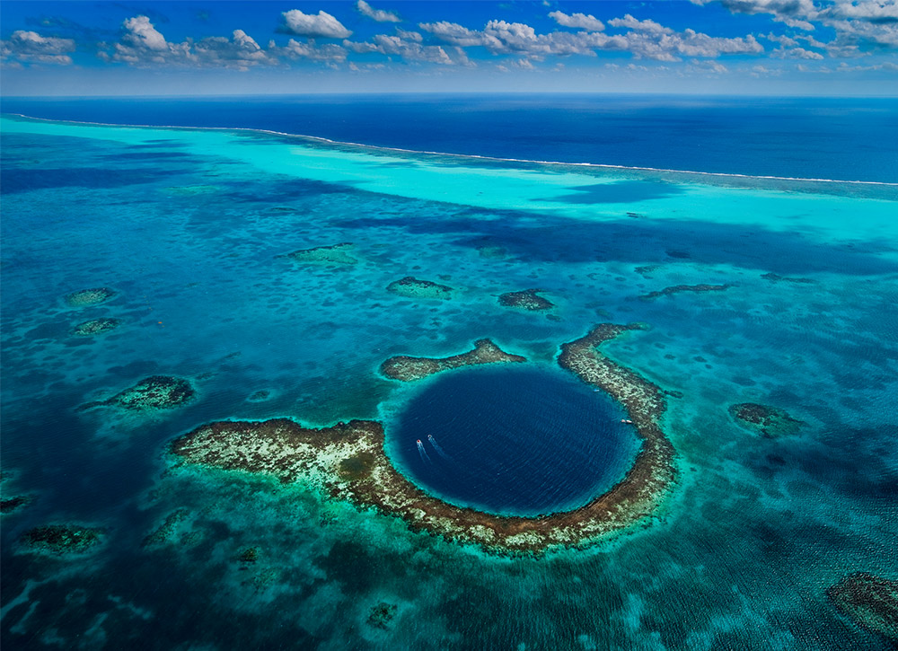 The Great Blue Hole in Belize